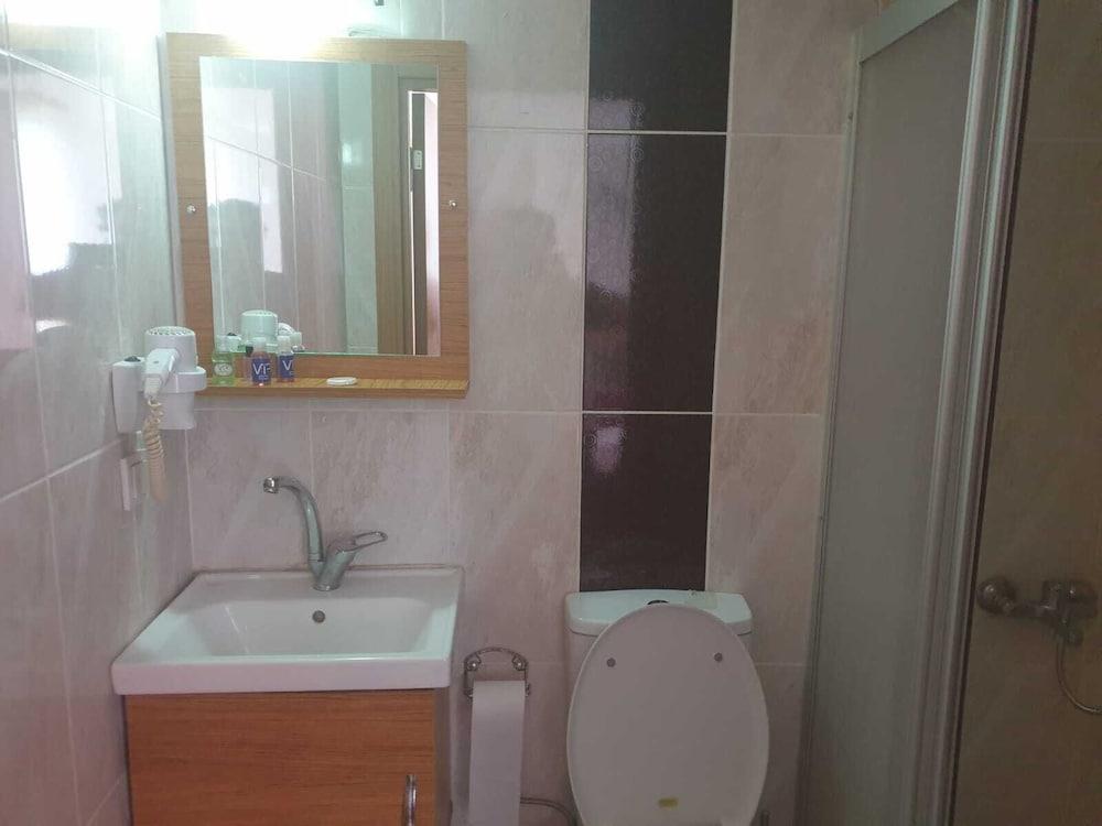 Grand Airport Otel 3*