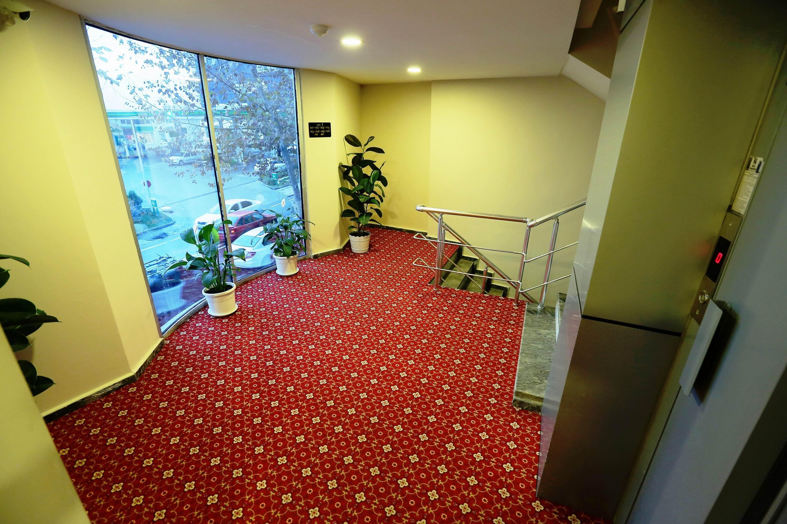 Otel Grand Airport