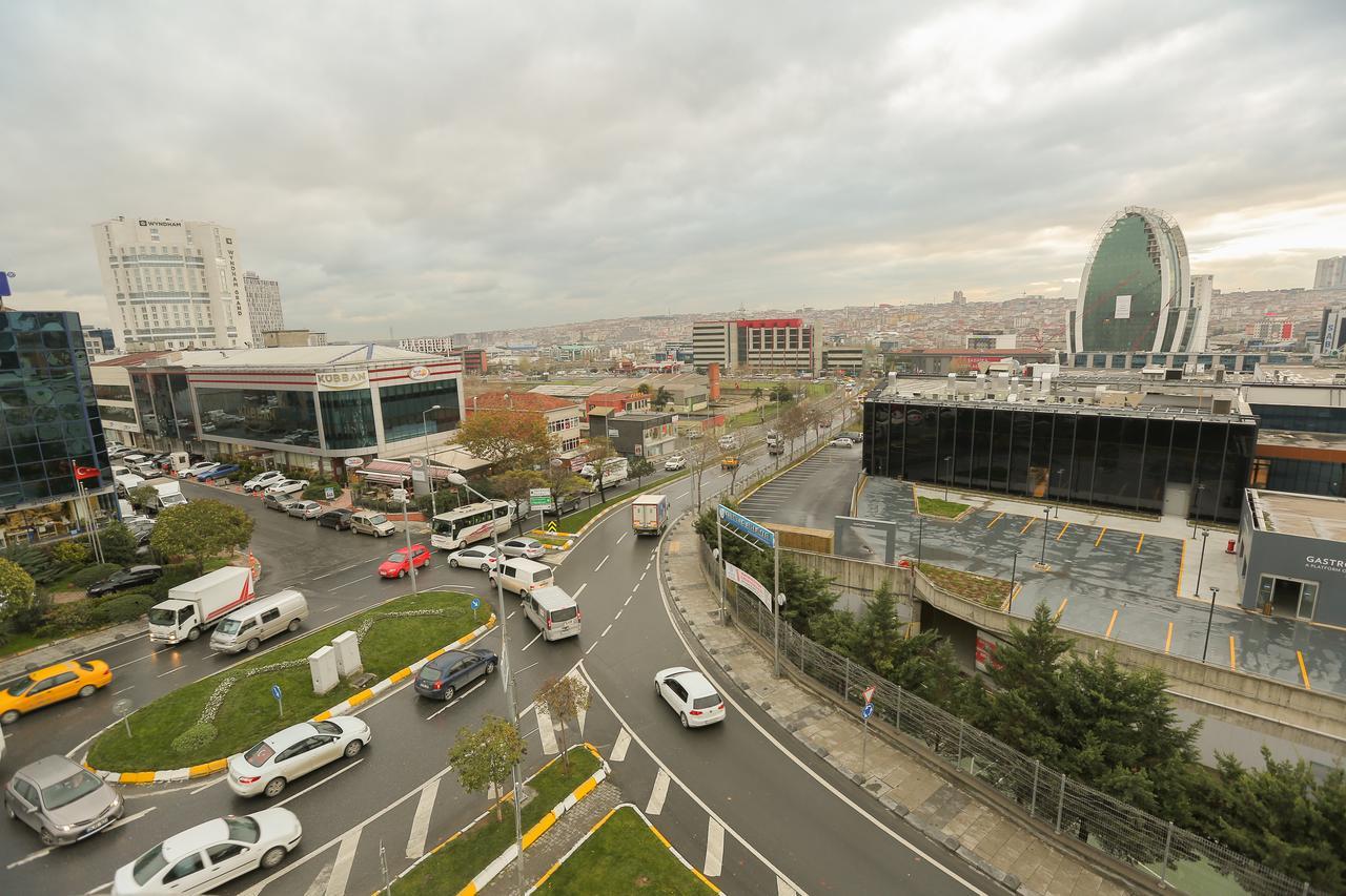 Otel Grand Airport 3*
