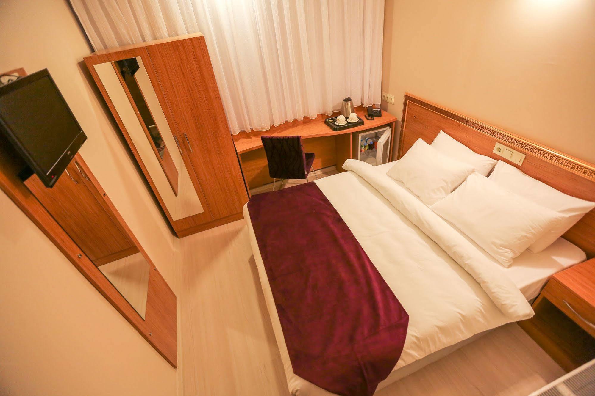 Grand Airport Otel