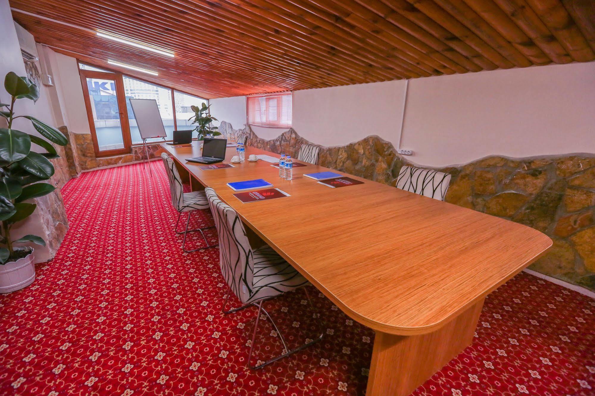 Grand Airport 3* İstanbul